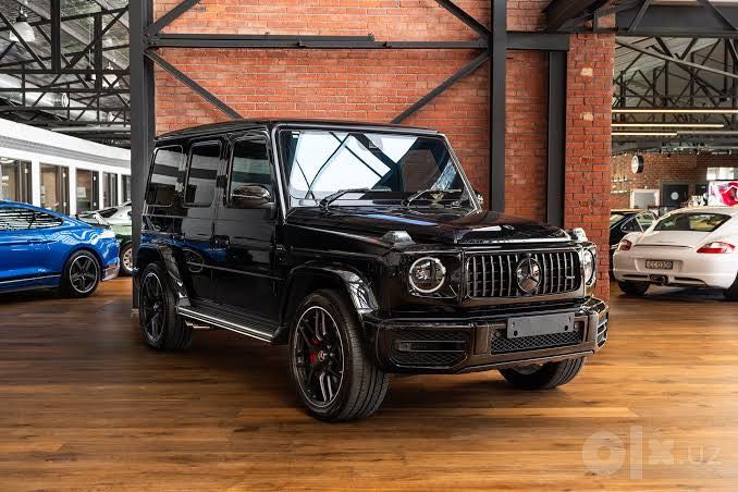Продам Merсedes Benz g63 Manufaktur  2023 цвет черный 45.000 км !