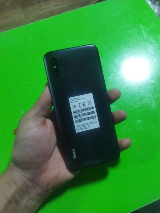 Refmi 9a sotiladi aybi yoq