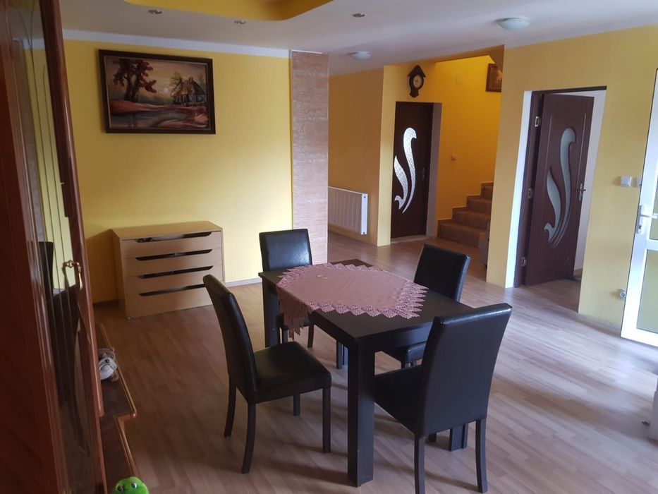 Casă în Bărăștii Hațegului