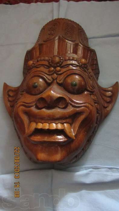 Маска Индонизийского мотива