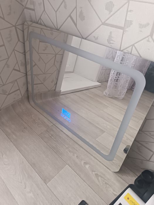 Умное зеркало настенное