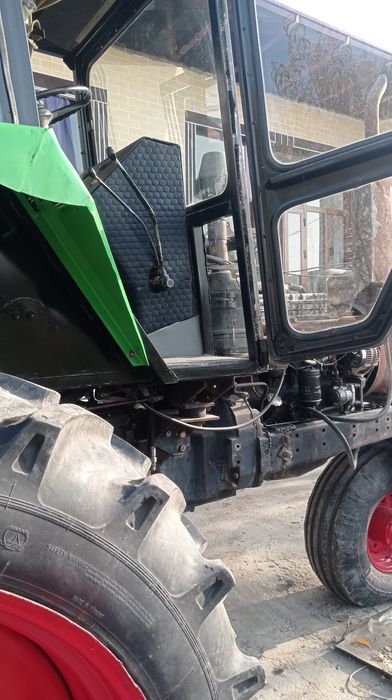 МТЗ 811 трактор сотилади.