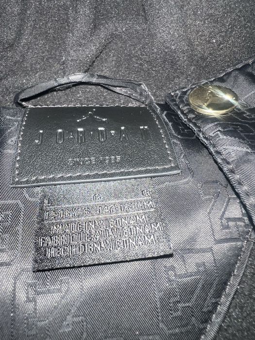 Дамско зимно яке.Много дебело и топло Nike jordan