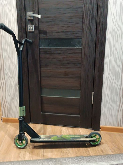 Трюковой самокат