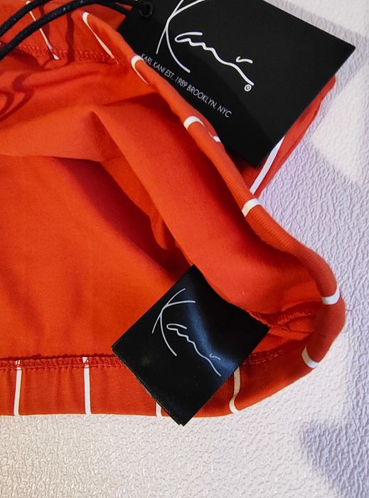 НОВО с етикет! Бюстие Karl Kani , размер M, червено