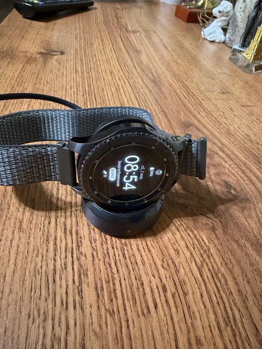 Продам смарт часы Samsung