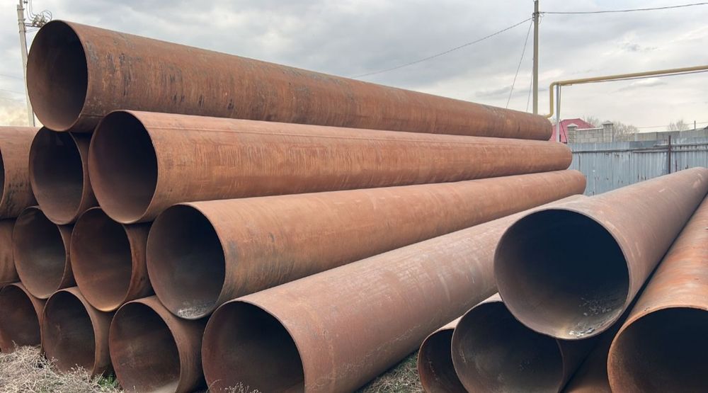 Трубы стальные разного диаметра