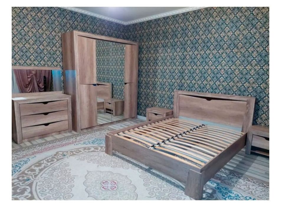 Продам спальный гарнитур