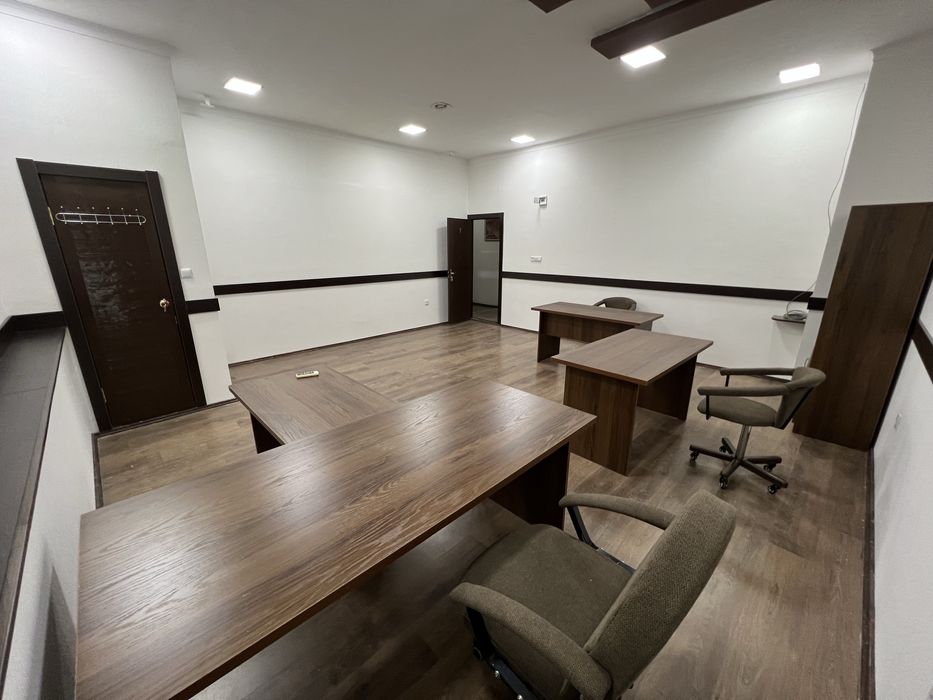 Аренда под офис 40м2 С МЕБЕЛЬЮ! Улица Нукус , Глинка 7млн сум