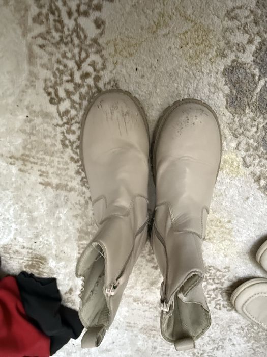 Продаются сапожки