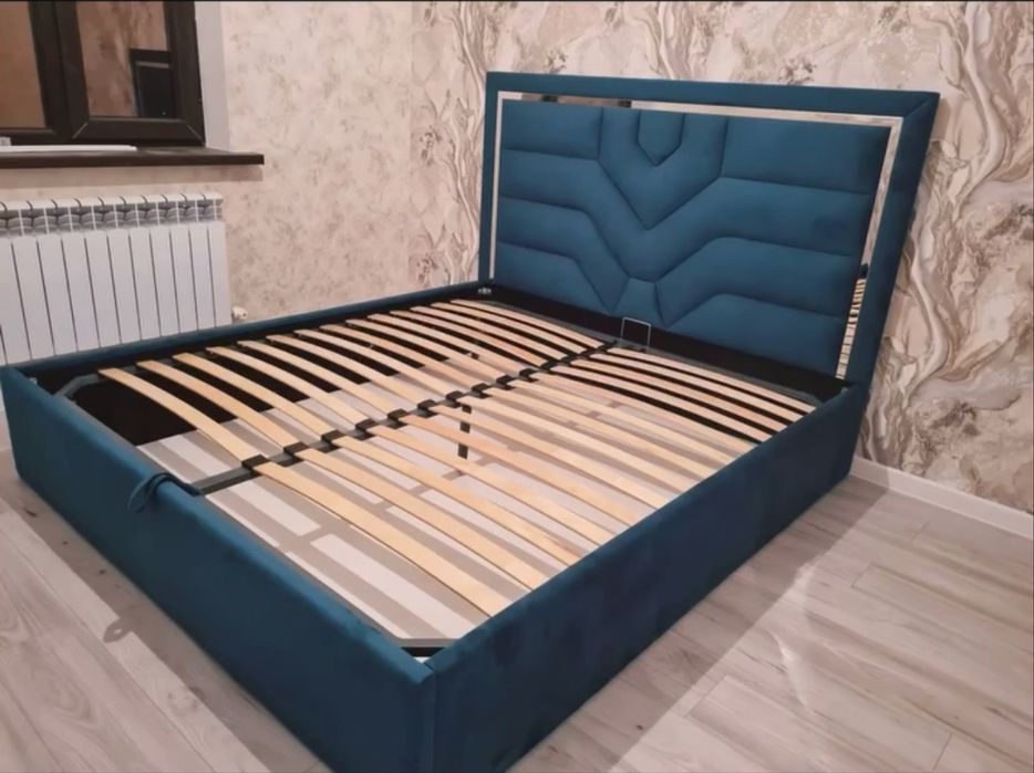 Двуспальная кровать на заказ