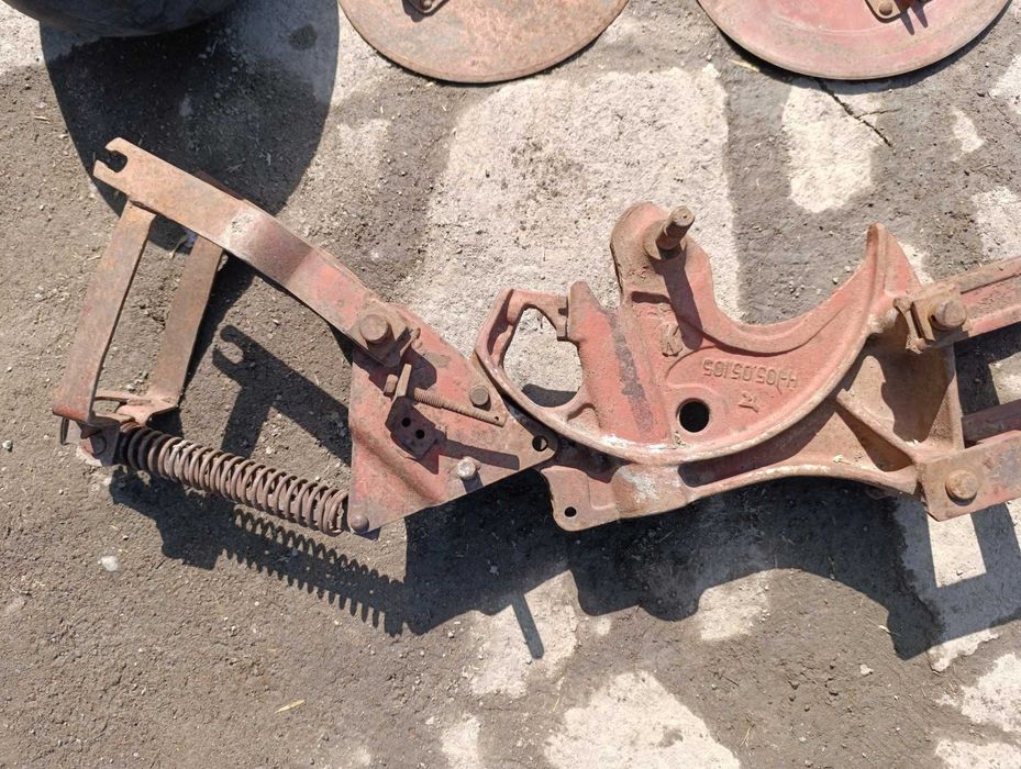 Запчасти на овощную сеялку.