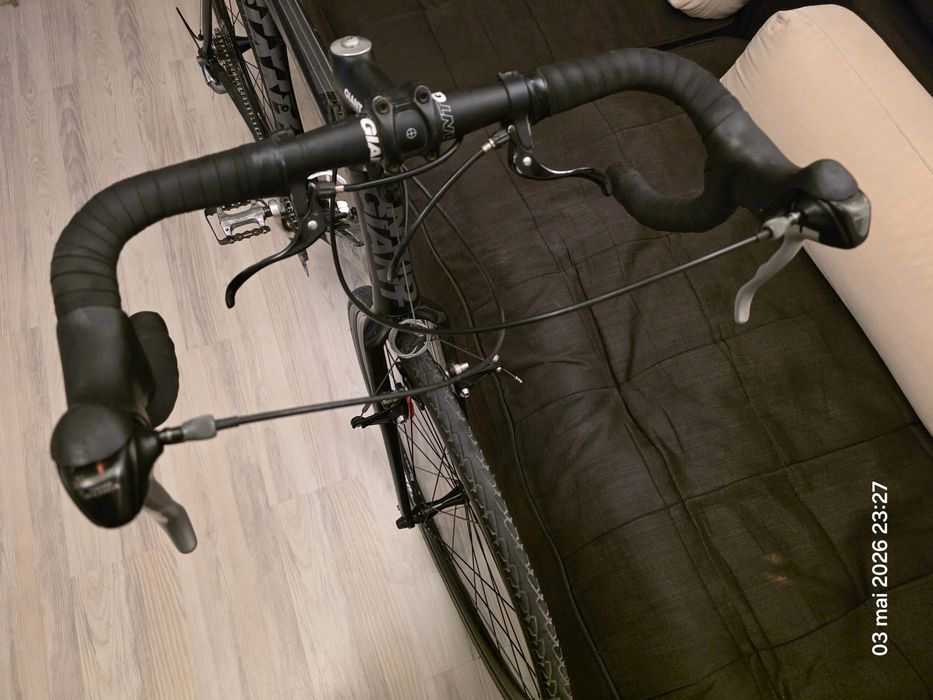 Vând bicicletă cyclocross GIANT(nu cursiera, trek, mtb)