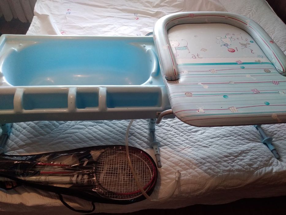 Ваничка за бебе с пововалник