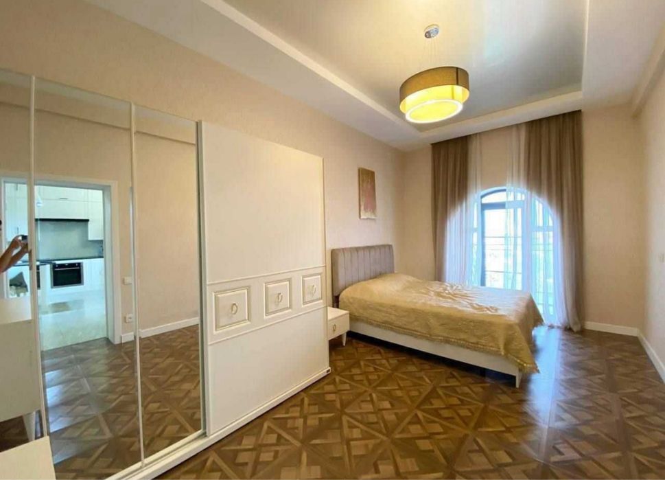 ЖК Узбегим ПЕНТХАУС! Сдаётся 4х комнатная!