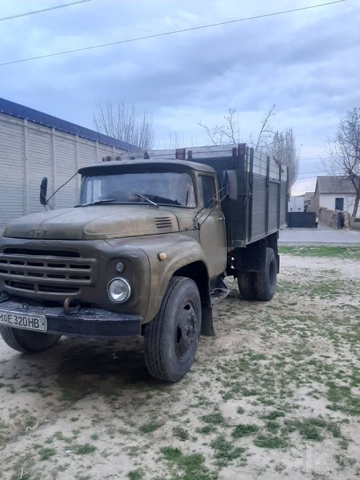 zil 130 sotiladi yil 1981