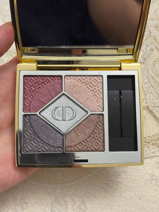 Лимитированная коллекция теней Dior