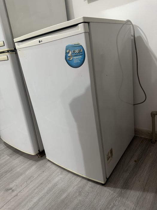 Холодильник LG  бушный