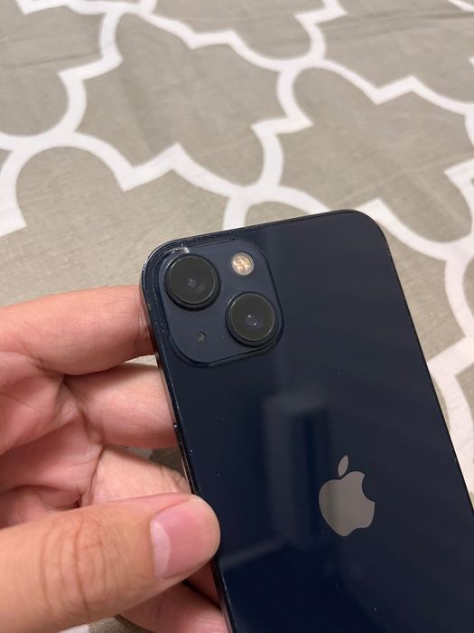 Продам iPhone 13 айфон 13