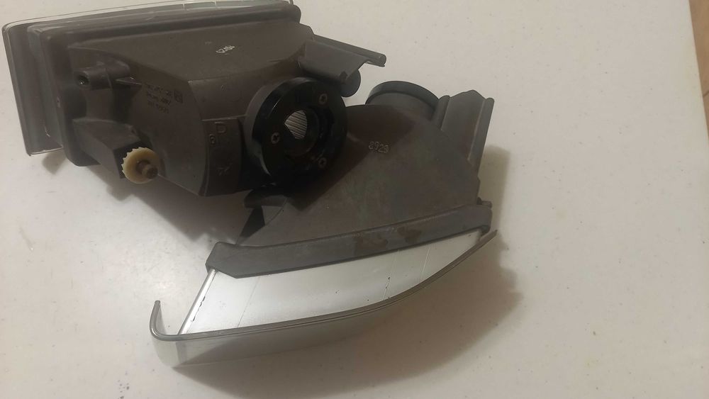 продам передние противотуманки PRADO 120