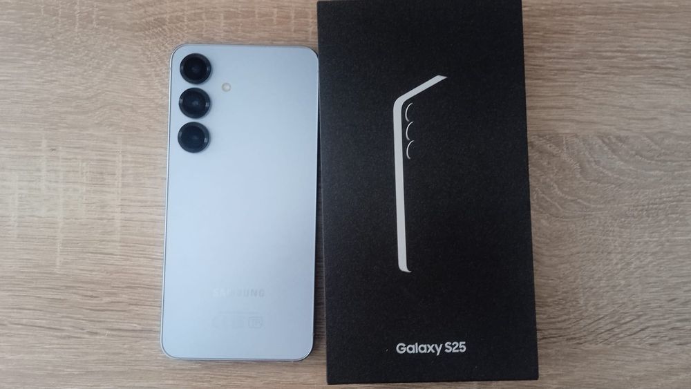 Samsung s25 идеальный продам срочно!!!