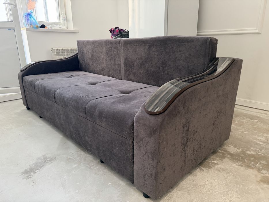 Продам диван БУ