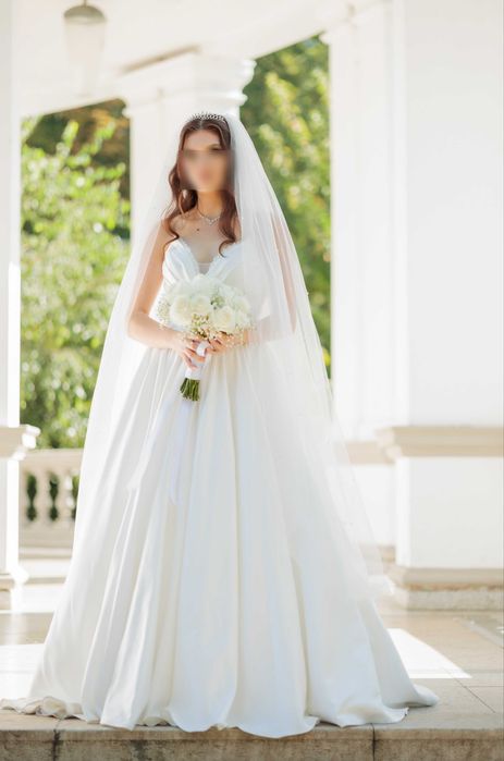 Vând rochie de mireasă