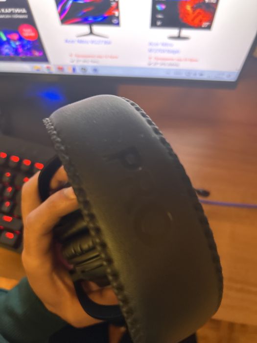 Продавам слушалки logitech pro