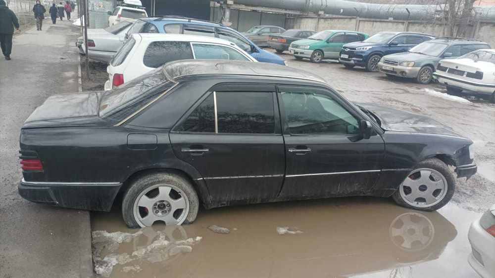 Продается Мерседес Е 280 Mercedes 400.000