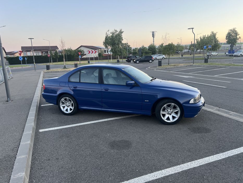 BMW 5 Series 0 — imagine 5