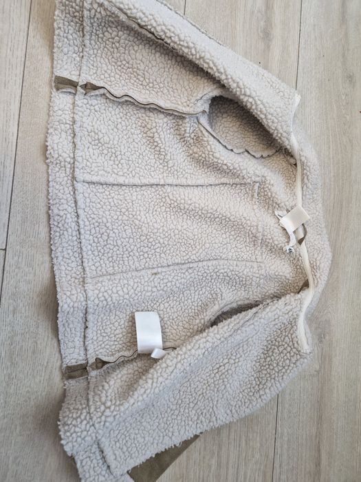 Geaca piele întoarsă