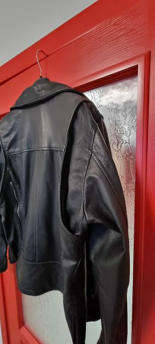 Кожено дамско яке