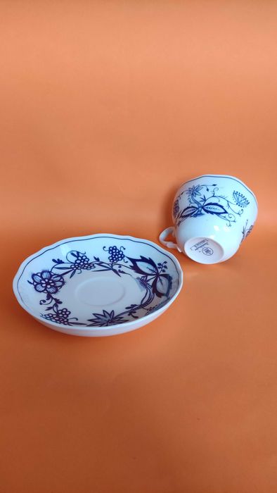 Един прекрасен двоен сет на *Kahla*-ГДР-за чай/дълго кафе