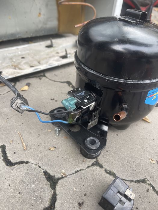 Холодильник ремонт