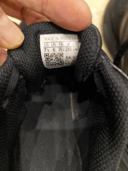 Кроссовки adidas оригинал