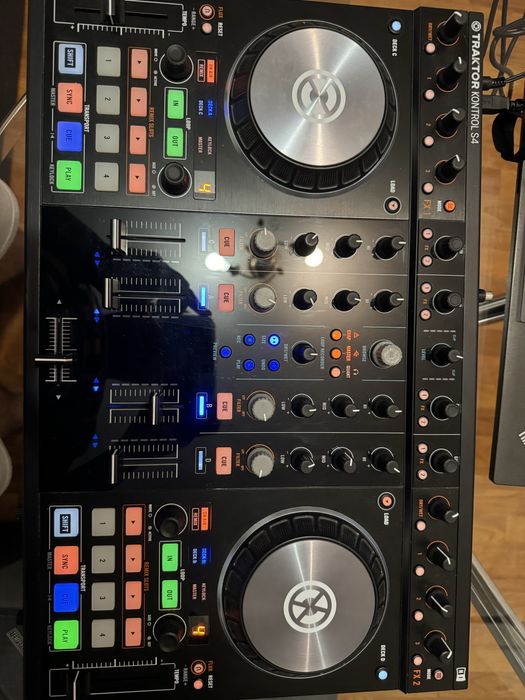 Traktor S4 mk2 в топ състояние