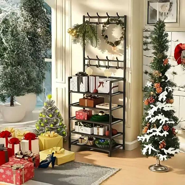 Eтажерка – стойка на 4 или 5 нива със закачалки и рафтове за обувки