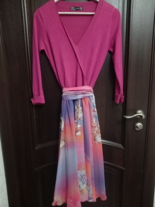 Платье Zara.цвет фуксия.