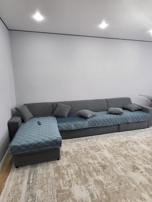 Продаётся диван угловой