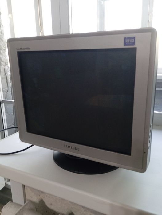 Монитор Samsung sync master 793 DF ретро