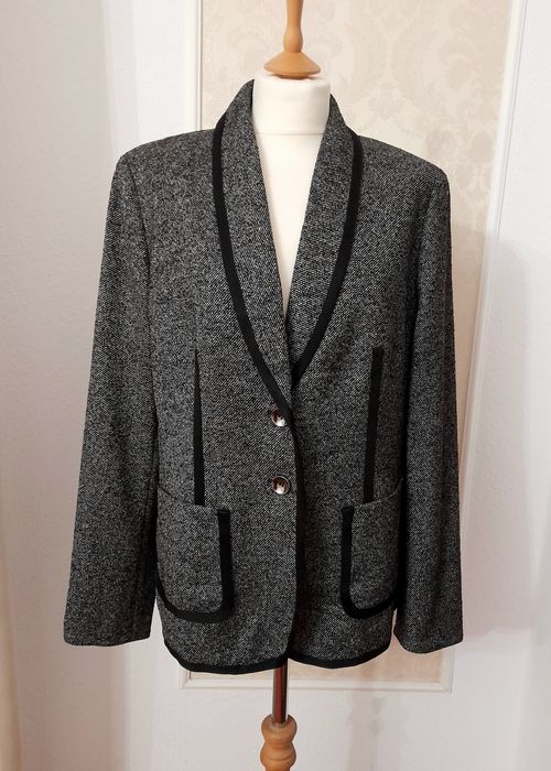 Sacou Escada lana matase