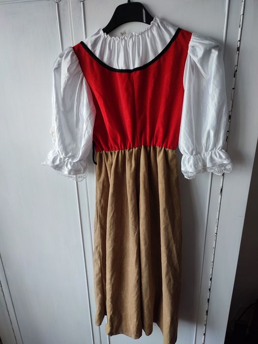 Rochita carnaval halloween medievala