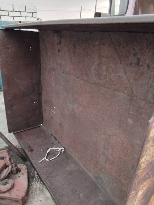 Продам трактор Т-16.