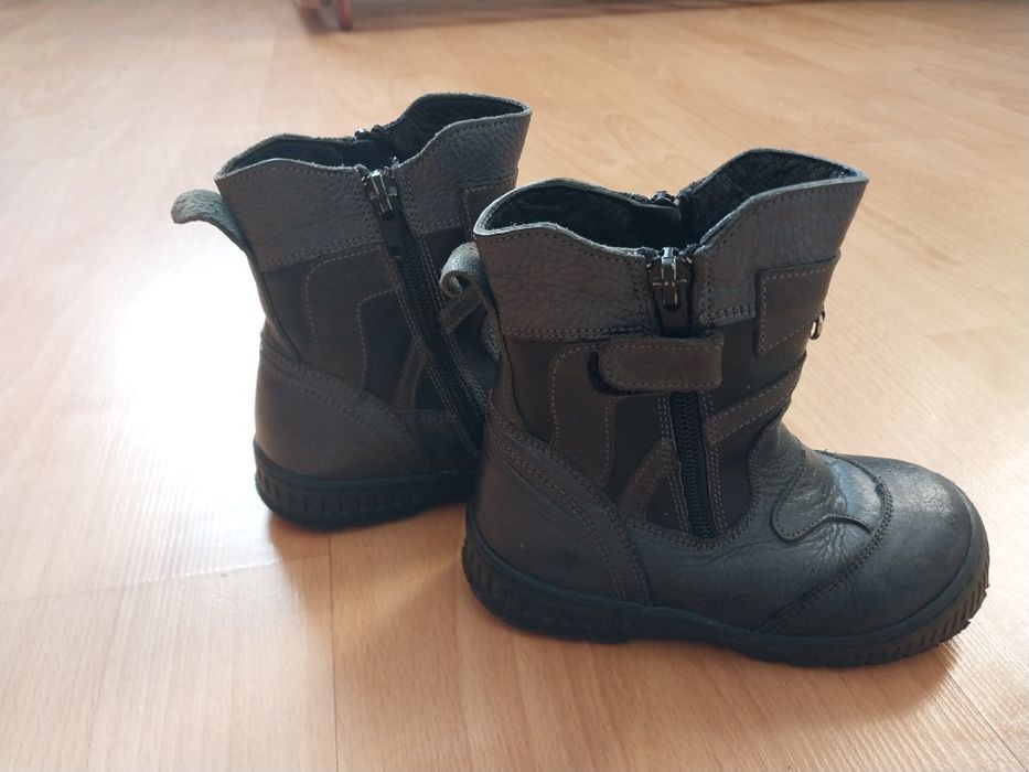 Продам детские  сапоги зимние