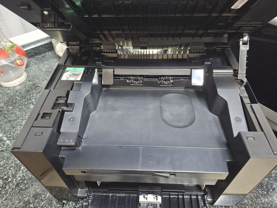 Принтер MF3010 Canon