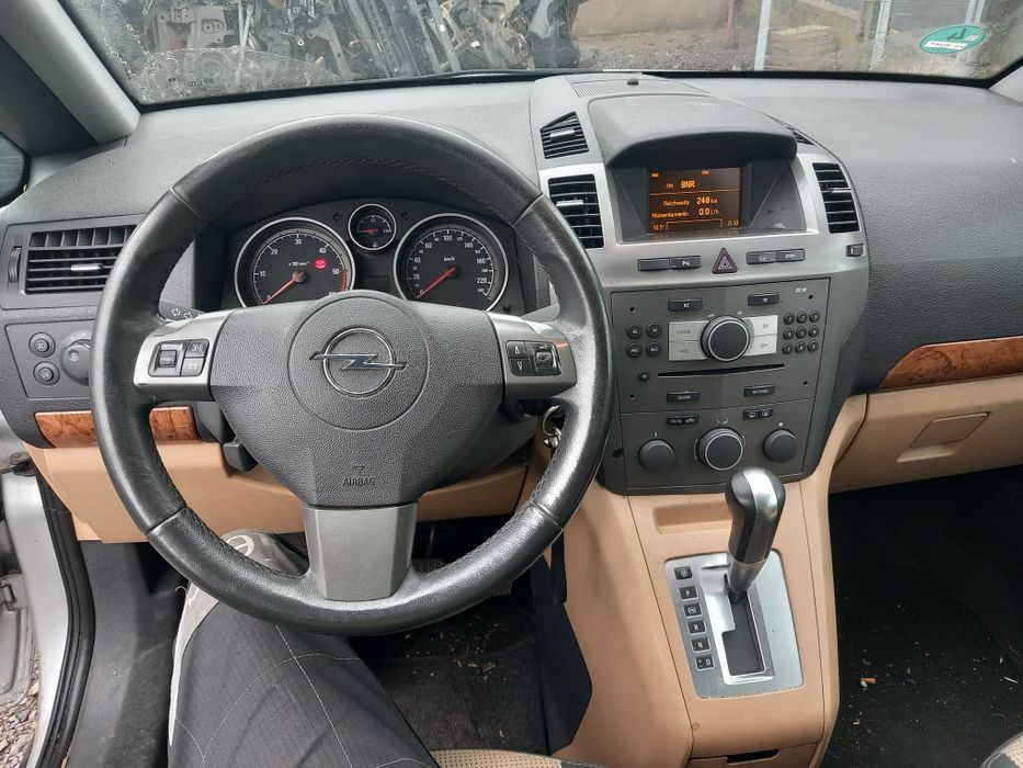 Opel  Zafira 1.9cdti- 150кс./2007/- на части