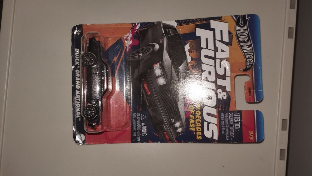 Машинки хотвилсы