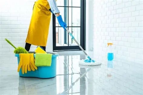 Servicii profesionale de curățenie birouri, scări de bloc și spații comerciale