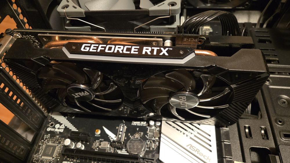 Placa video Palit RTX 2070 8GB 256biti , cutie, stare  excelenta