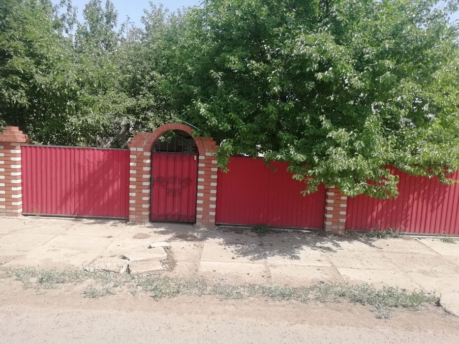 Продам отличный дом в Асане